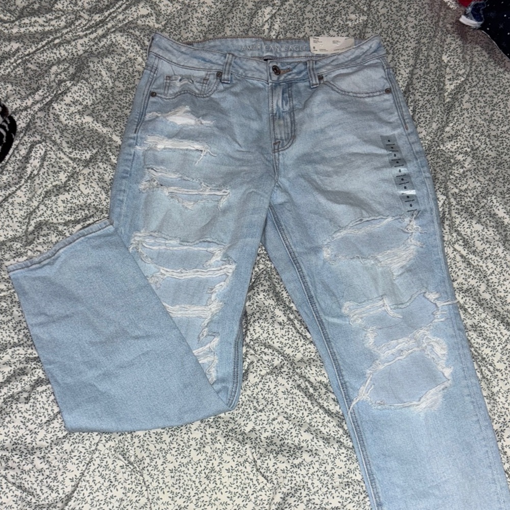 American eagle mom jeans